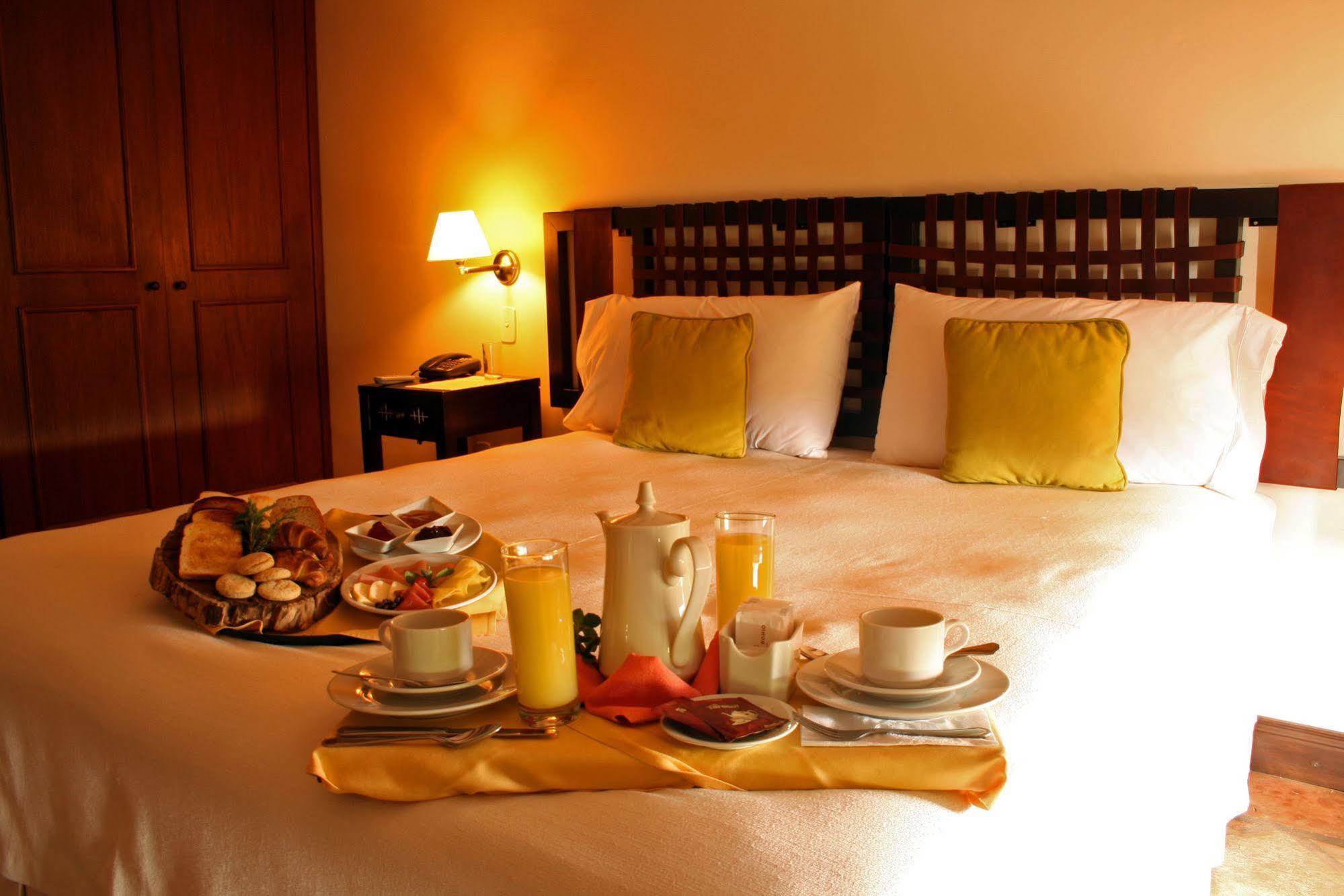 Altalaluna Hotel Boutique & Spa กาฟายาเต ภายนอก รูปภาพ